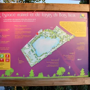 Indépendant, Calme, Avec Parking Privé Et Grand Jardin, Proche De Toulouse , Villeneuve-Tolosane France